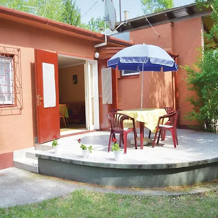Holiday Gardonyi Geza Utca Nyaraló Balatonföldvár